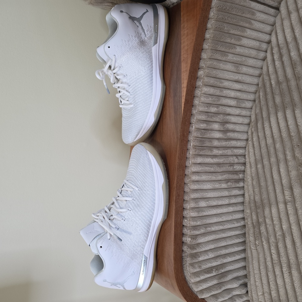Jordan White Sneakers